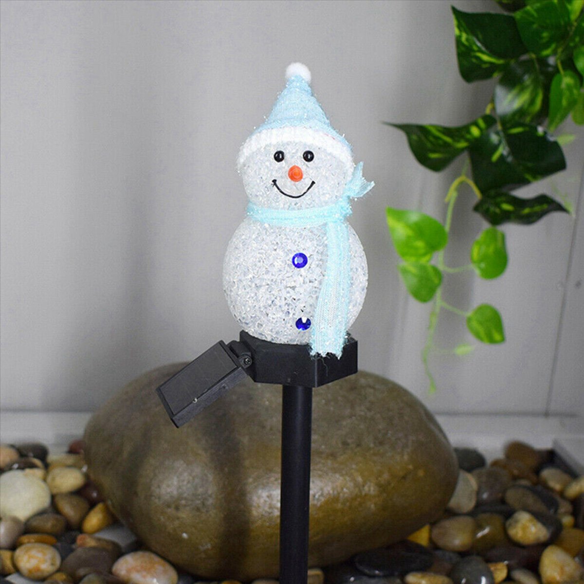 أضواء شمسية على شكل رجل الثلج  - مراجعة Outdoor Power For Christmas Lights وسعره
